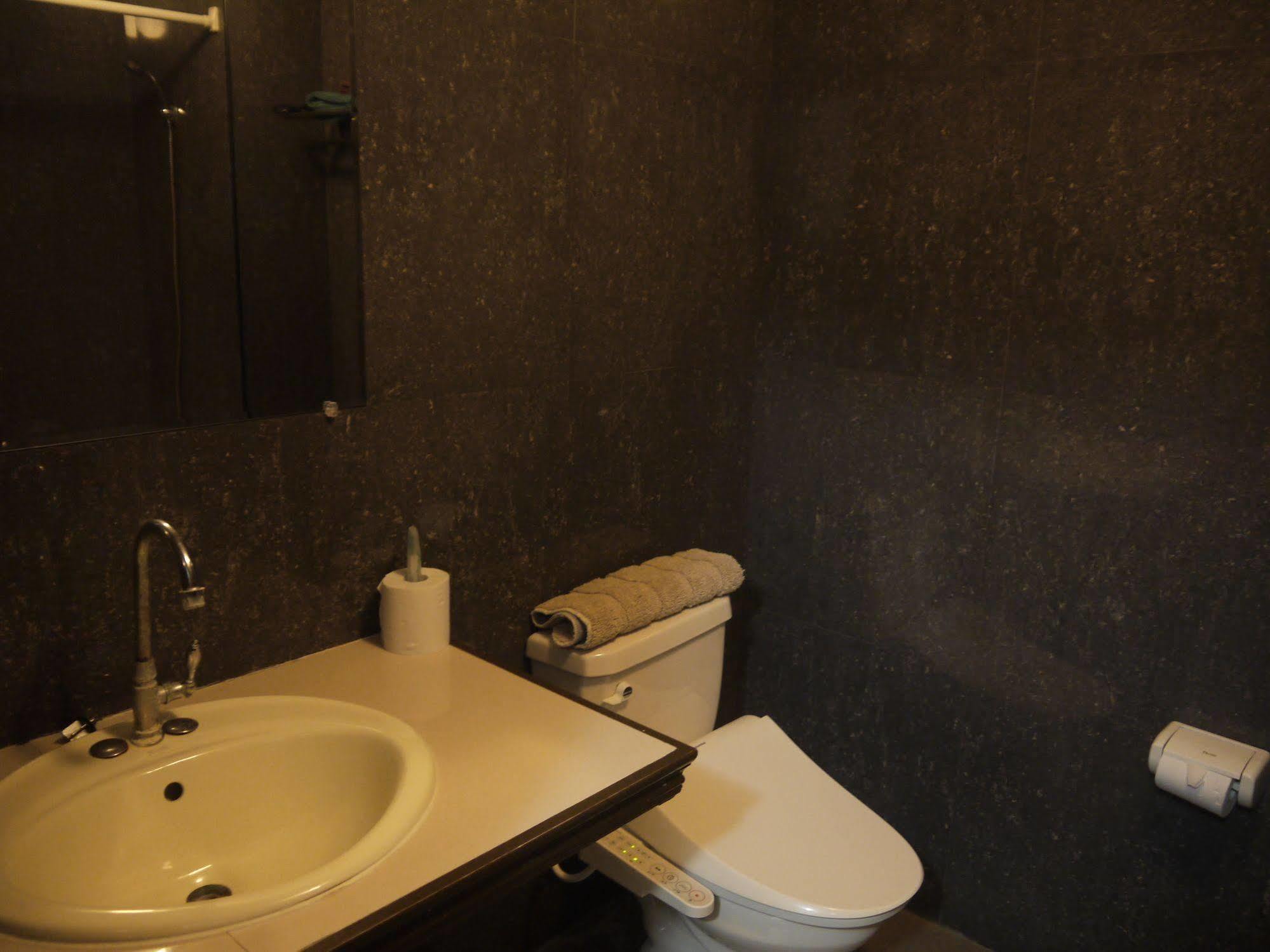 Himawari Hotel Garapan Exteriör bild