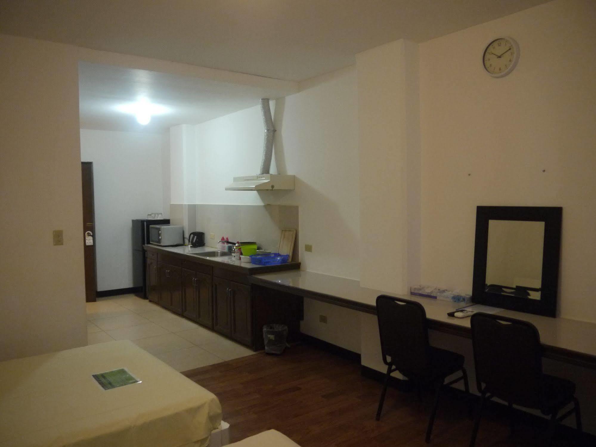Himawari Hotel Garapan Exteriör bild
